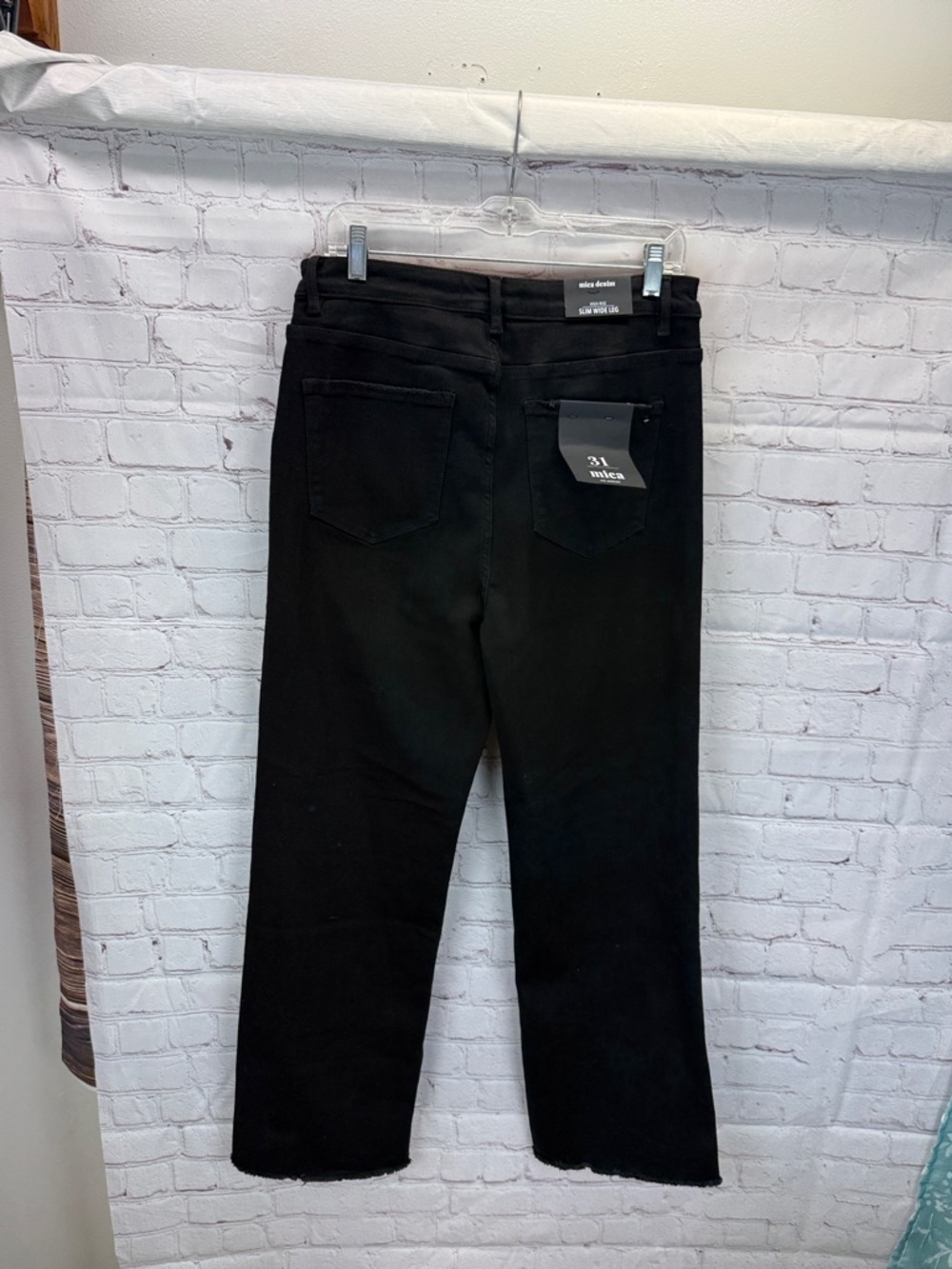 ⭐️NWT Mica black cat high-rise slim wide leg women’s jeans SZ 31 - Picture 2 of 8